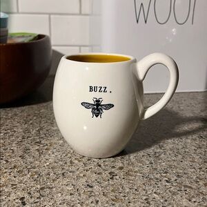 Rae Dunn Magenta Exclusive BUZZ Bee Mug minimalist Rare